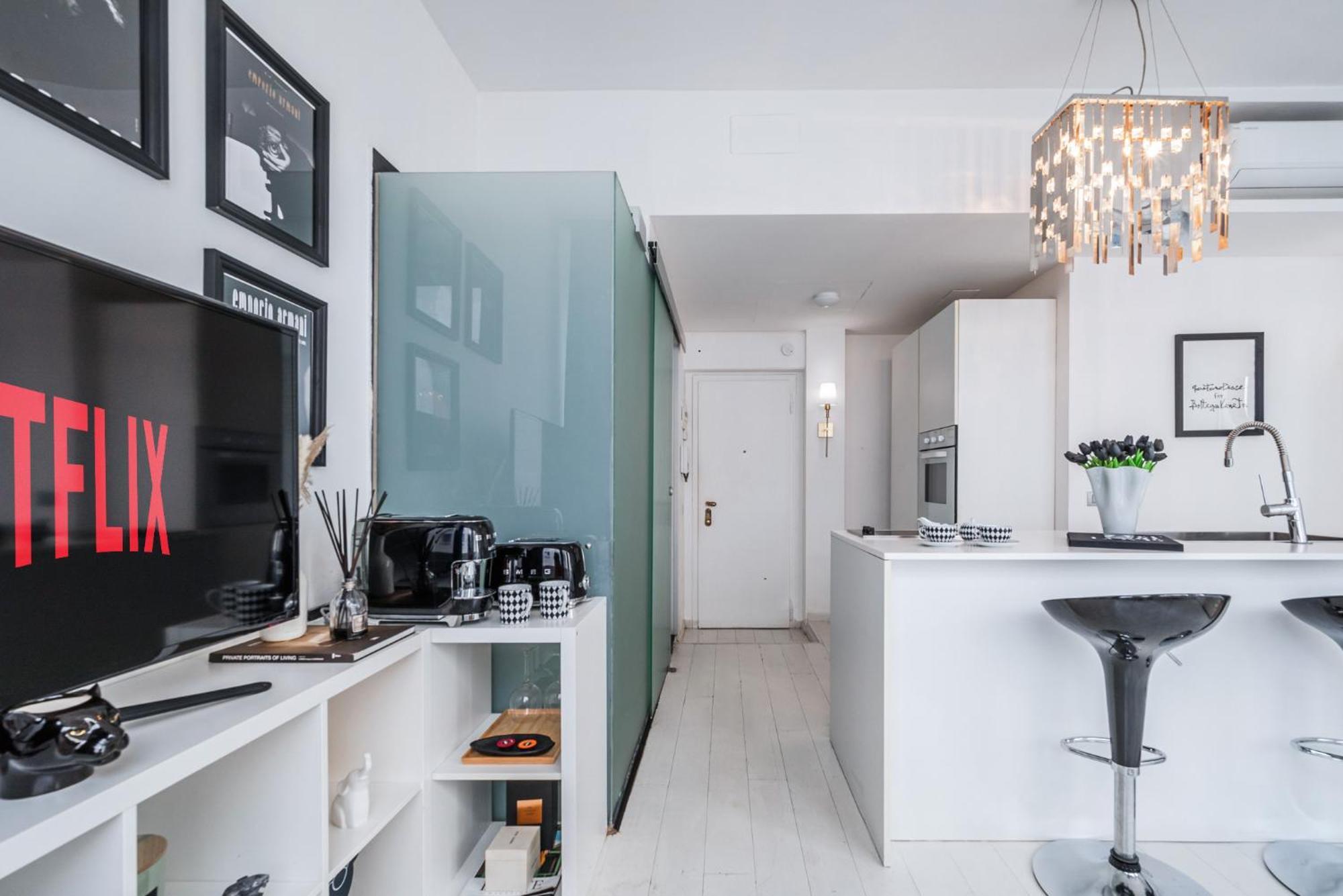The Boutique Houses - Iconic Suite In Galleria Duomo With Private Parking Milan Exterior photo